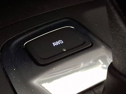 Used 2023 Chevrolet Equinox LS AWD/4WD image 23