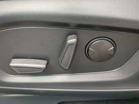 Used 2025 Ford Explorer Active w/ Active Comfort Package image 28