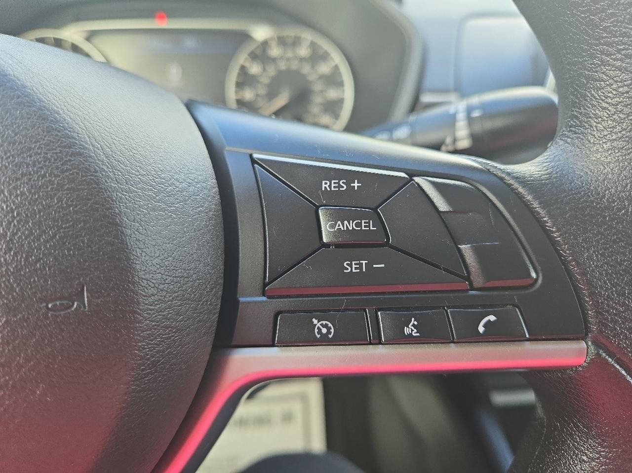 Used 2023 Nissan Altima 2.5 SV FWD image 13