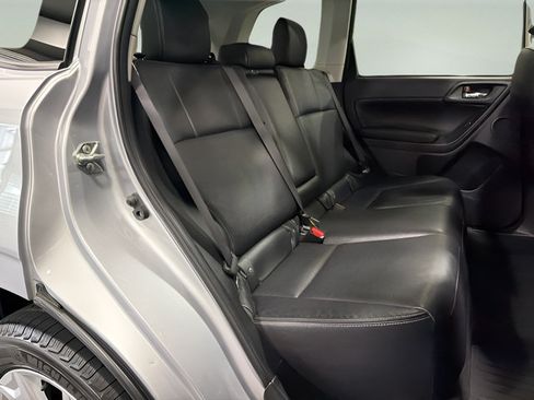 Used 2015 Subaru Forester 2.5i Limited AWD/4WD image 32