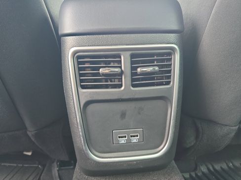 Used 2023 Dodge Charger SXT image 14