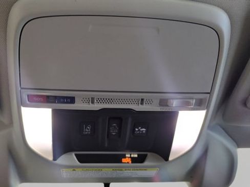 Used 2020 Subaru Forester Limited AWD/4WD image 31