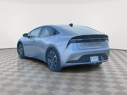 Used 2024 Toyota Prius Prime image 5