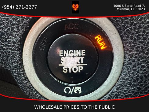 Used 2017 Chrysler 300 C RWD image 13