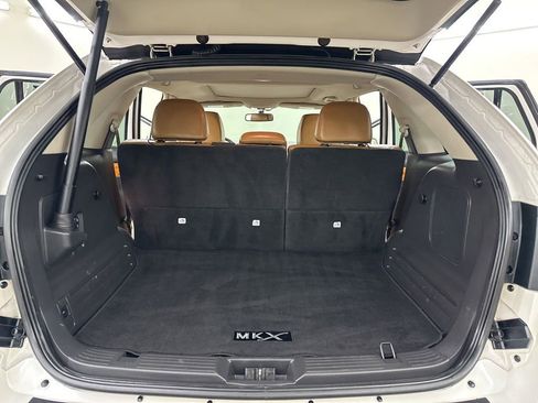 Used 2014 Lincoln MKX AWD w/ Equipment Group 101A image 27