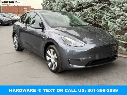Used 2023 Tesla Model Y Long Range AWD/4WD image 12