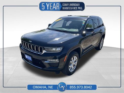 Used 2023 Jeep Grand Cherokee Limited AWD/4WD image 1