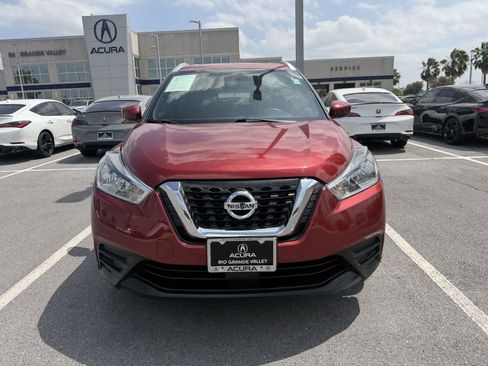 Used 2020 Nissan Kicks SV FWD image 18