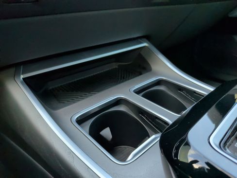 Certified 2023 BMW 740i 740i w/ Executive Package image 19