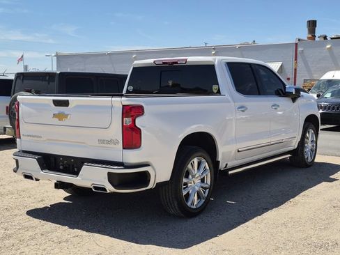 Used 2023 Chevrolet Silverado 1500 High Country w/ High Country Premium Package AWD/4WD image 8
