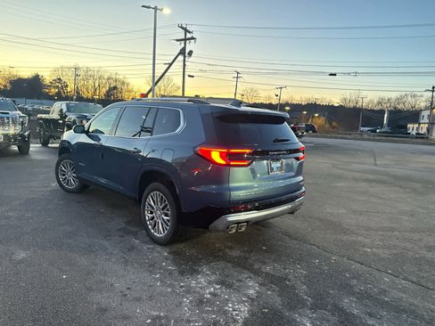 New 2026 GMC Acadia Denali w/ Super Cruise Package image 5