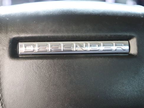 Used 2024 Land Rover Defender 130 X-Dynamic SE AWD/4WD image 45