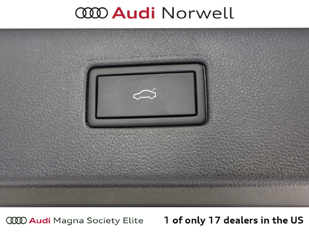 Used 2024 Volkswagen Tiguan SE R-Line AWD/4WD image 12