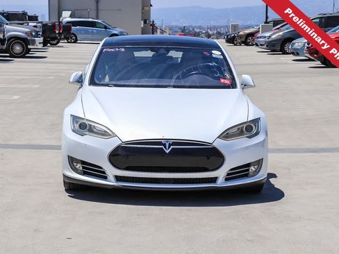 Used 2015 Tesla Model S AWD image 2