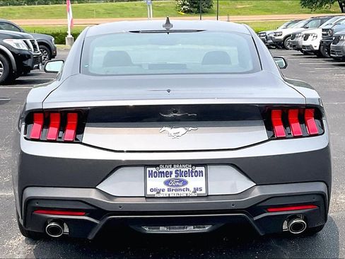 New 2025 Ford Mustang Coupe image 4