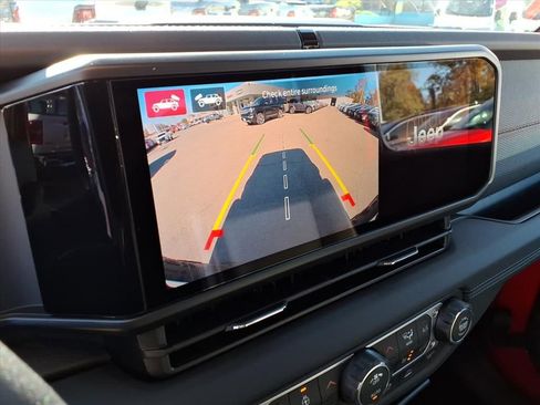 New 2026 Jeep Wrangler Unlimited Rubicon image 24