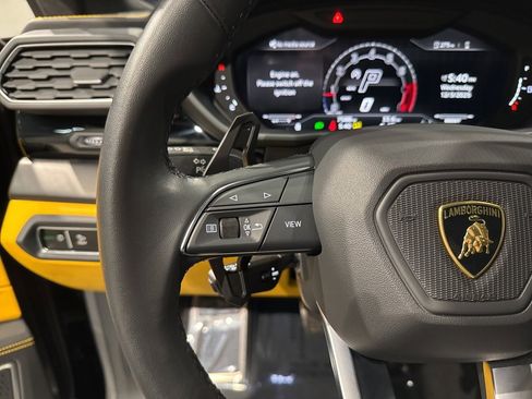 Used 2024 Lamborghini Urus S image 46