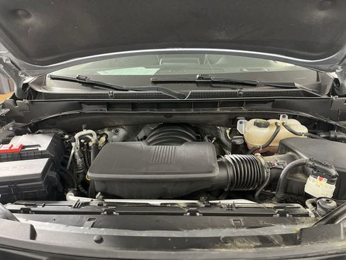 Used 2024 GMC Yukon SLT image 12