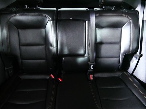 Used 2021 GMC Terrain SLT AWD/4WD image 13
