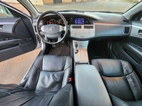 Used 2008 Toyota Avalon Touring image 11