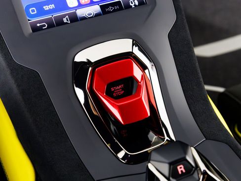 Used 2022 Lamborghini Huracan STO image 25