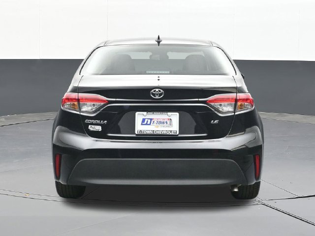 Used 2026 Toyota Corolla LE FWD image 10