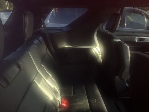 Used 2020 Ford Explorer ST w/ ST High-Performance Pack image 7