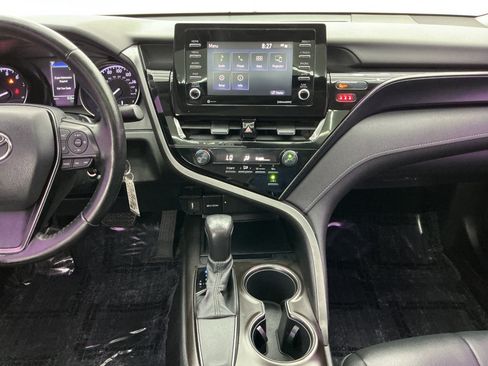 Used 2021 Toyota Camry SE FWD image 28