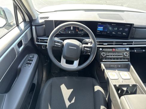 New 2026 Hyundai Santa Fe SE image 17