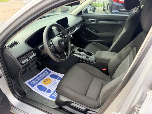 Used 2023 Honda Civic LX image 9