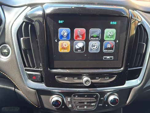 Used 2019 Chevrolet Traverse LT w/ LPO, Blackout Package image 18