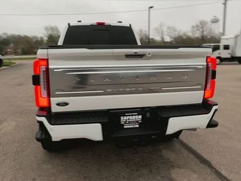 Used 2024 Ford F250 Platinum AWD/4WD image 7