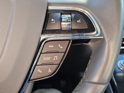 Used 2023 Lincoln Nautilus Reserve w/ Monochromatic Package image 20