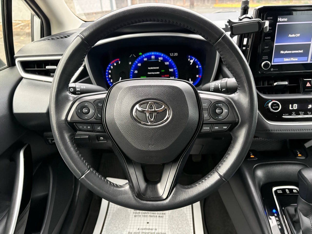Used 2022 Toyota Corolla LE w/ Premium Interior Package FWD image 49
