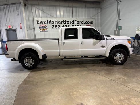 Used 2015 Ford F350 Platinum image 9