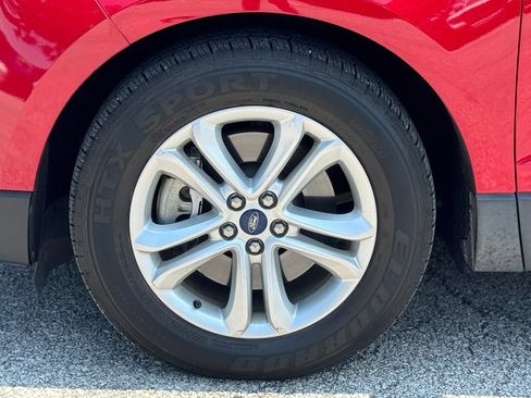 Used 2020 Ford Edge SEL w/ Cold Weather Package AWD/4WD image 38