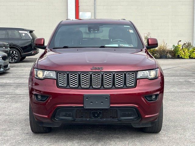 Used 2020 Jeep Grand Cherokee Altitude AWD/4WD image 16