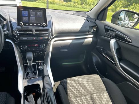 Used 2024 Mitsubishi Eclipse Cross LE AWD/4WD image 22