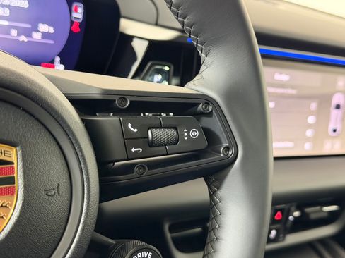 New 2026 Porsche Macan Electric image 20