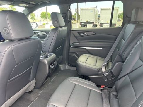 New 2026 Chevrolet Traverse LT w/ Sun and Wheel Package FWD image 29