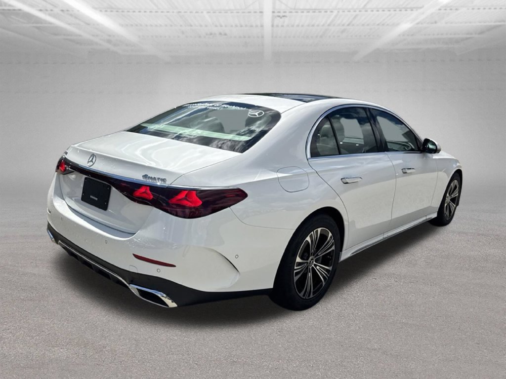 Used 2026 Mercedes-Benz E 350 4MATIC Sedan image 5