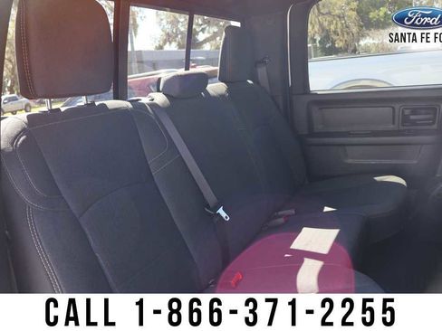 Used 2024 RAM 3500 Tradesman w/ Chrome Appearance Group AWD/4WD image 17