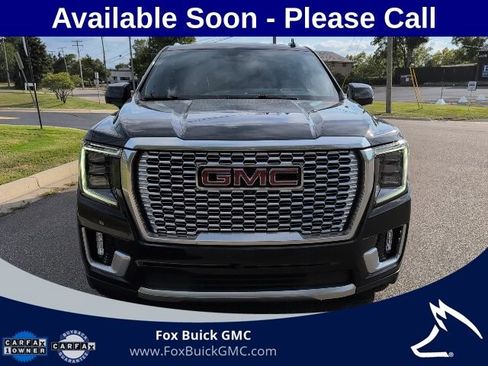 Used 2023 GMC Yukon Denali w/ Denali Reserve Package AWD/4WD image 2