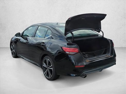 Used 2022 Nissan Sentra SR w/ Electronics Package image 8