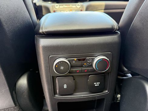 Used 2020 Ford Explorer ST image 15