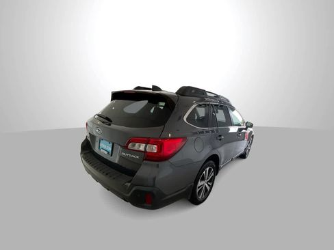 Used 2018 Subaru Outback 2.5i Limited AWD/4WD image 8