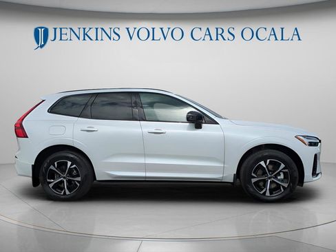 New 2026 Volvo XC60 B5 Core w/ Climate Package AWD/4WD image 3