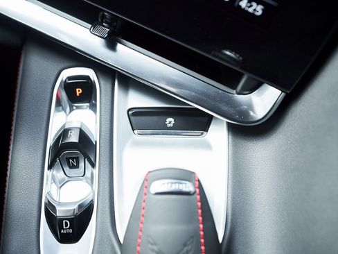 Used 2020 Chevrolet Corvette Stingray Coupe w/ 1LT image 64