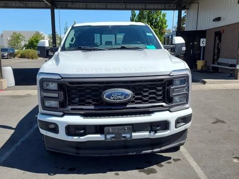 Used 2023 Ford F250 Lariat w/ Lariat Ultimate Package AWD/4WD image 7