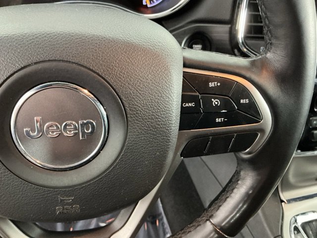 Used 2019 Jeep Grand Cherokee Limited AWD/4WD image 30